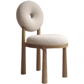 UPHOLSTERED CHAIR FOR LIVING ROOM